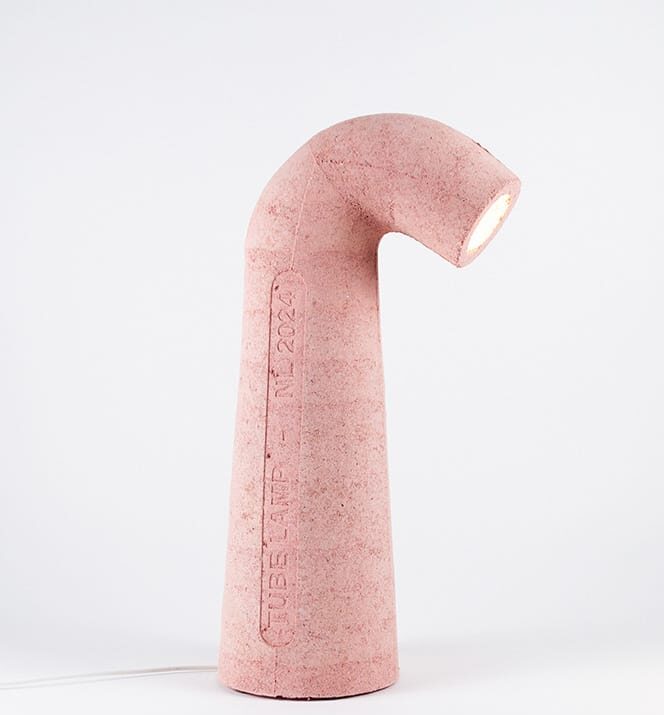 TUBE-LAMP-PINK-small-StudioTomSchoonhoven-Superbios